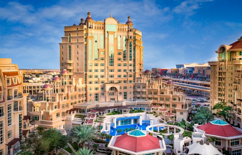 Swissotel Al Murooj Dubai