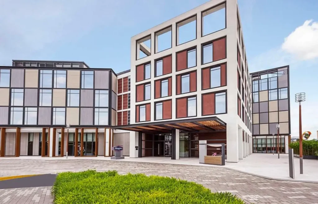 Hampton by Hilton Dubai AI Seef